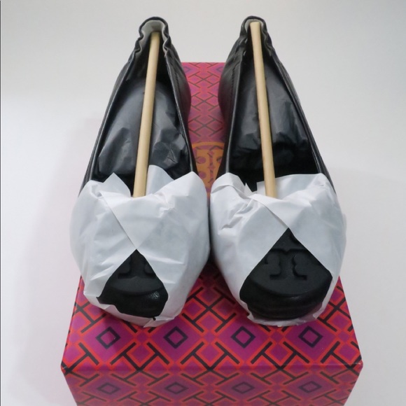 Tory Burch Minnie Travel Logo Ballet Flat - Picture 3 of 8